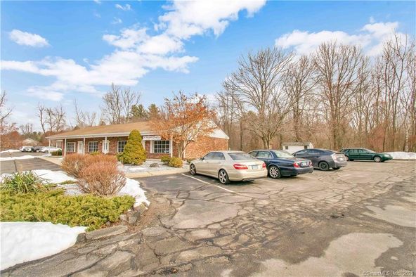 141 Hazard Ave, Enfield, CT 06082